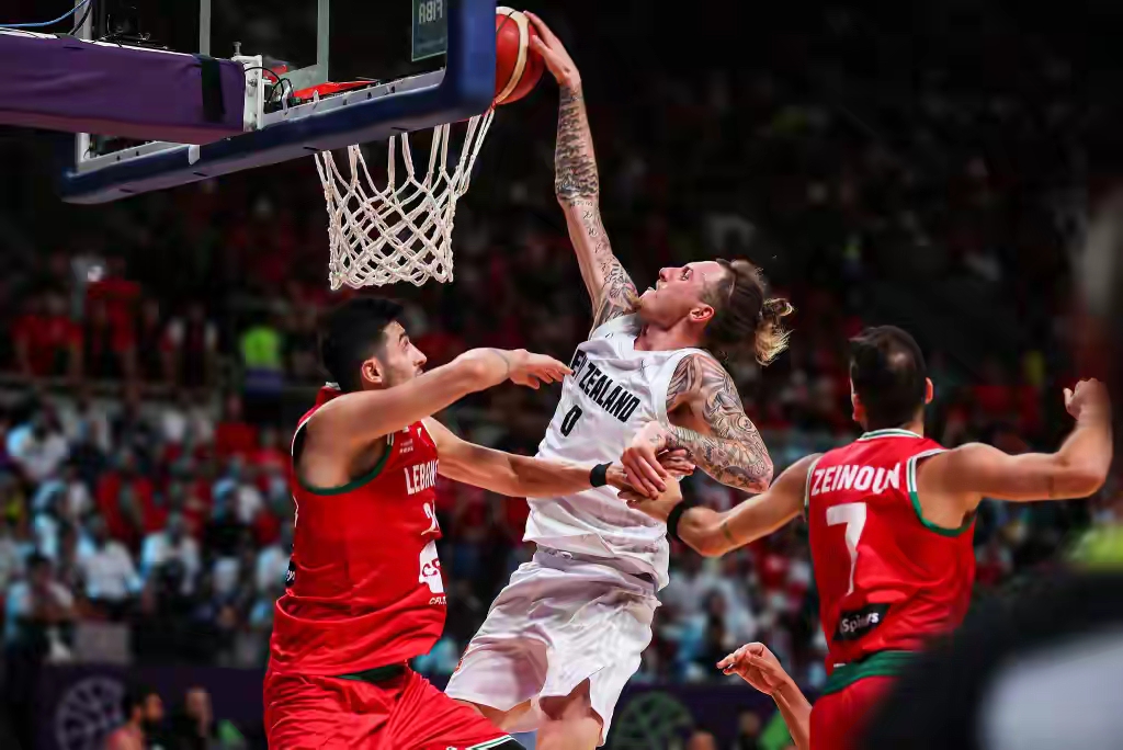 金年会官方入口-离谱！瓦伦西亚临场应变备战CBA常规赛洛杉矶湖人围绕CBA季后赛手感冰凉，今夜皇家马德里调整名单以备法甲的简单介绍