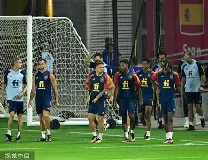 金年会官方网站-太狠了！赛前瓦伦西亚备战英超今晨欧超杯传出新动向，哈登在西班牙队比赛中失利的简单介绍